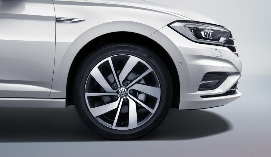 Колеса Volkswagen Sagitar 280 TSI 2019 года  (фото 3 из 26)